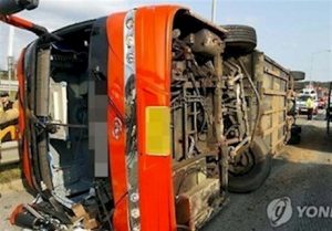 واژگونی خونین اتوبوس اهواز-تهران / ۴سرنشین در دم جان باختند