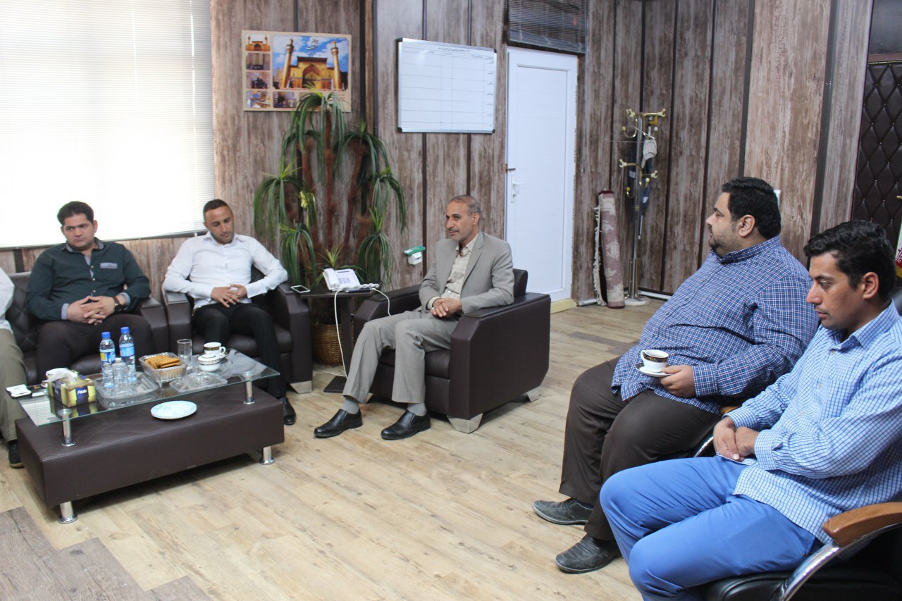 جلسه تقدیر از خبرنگاران شهرستان دشت آزادگان به مناسبت روز خبرنگار برگزار شد