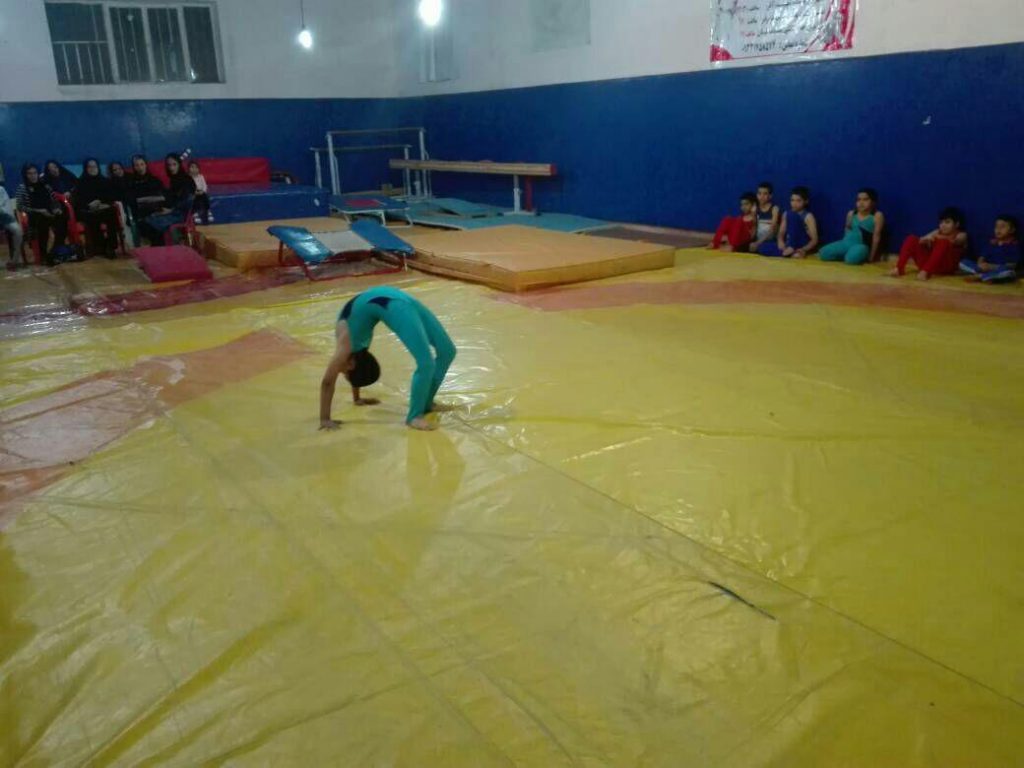 به مناسبت هفته تربیت بدنی مسابقات ژیمناستیک در مسجدسلیمان برگزار شد + تصاویر