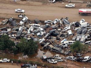 آخرین خبرها از گسترش فاجعه‌بار سیلاب‌ در کشور؛ شمار جان‌باختگان به ۱۷ نفر رسید
