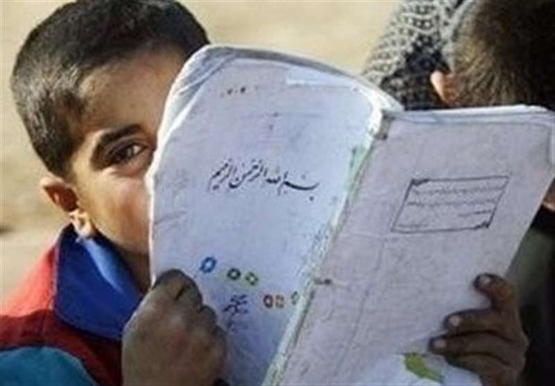 ۲۵۰ بسته اقلام مدرسه به دانش آموزان کم بضاعت زنجانی اهدا شد
