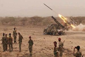 مقابله پدافند هوایی ارتش یمن با جنگنده های ائتلاف سعودی