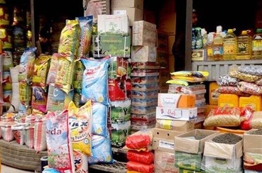 کاهش قیمت مرغ و رشد ۳۵ درصدی قیمت گوجه فرنگی در ماه گذشته