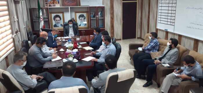 فرماندار شادگان از اجرای طرح قرارگاه پنجشنبه های جهادی ادارات در منطقه چومه سید علوان خبر داد