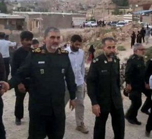 بازدید سردار شاهوارپور از مراحل ساخت و تکمیل منازل و مدارس آسیب دیده در مسجدسلیمان