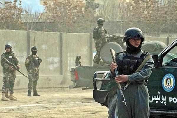 یک پاسگاه در ولایت نیمروز سقوط کرد/ ۴ پلیس افغانستان کشته شدند