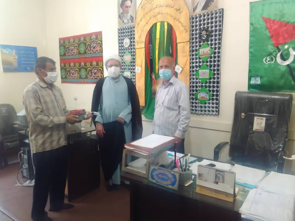 کمک مالی خیر هندیجانی به ستاد عتبات عالیات