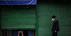 ادامه تعطیلات و انجام ۱۰۰هزار تست روزانه راه‌ کنترل طغیان کرونا/ با کاهش آمار مرگ‌ومیر ذوق‌زده نشویم!