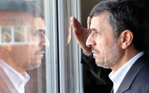 محمود احمدی نژاد جنجال به پا کرد / ورود سازمان بازرسی به ادعای آزمایش دارو بر ۳۵۰۰ ایرانی