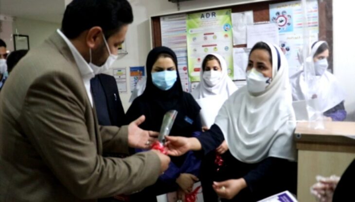 تجلیل وحید زمانی حموله رئیس شورای شهرستان مسجدسلیمان از پرستاران مسجدسلیمانی + تصاویر
