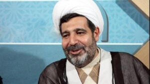 ابهامات تازه در مورد یک پرونده جنجالی / یک خانم همراه قاضی منصوری بود؟