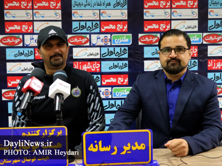 مجتبی حسینی سرمربی نفت مسجدسلیمان در کنفرانس پیش از بازی با شهر خودرو: سه امتیاز این بازی برای ما از نان شب نیز واجب تر است + فیلم