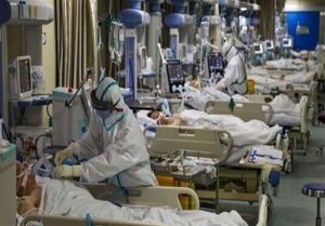رئیس بیمارستان یاس تهران: بیش از نیمی از مرگ‌و‌میر بیماران کرونایی به علت عوارض داروهایی تجویزی است