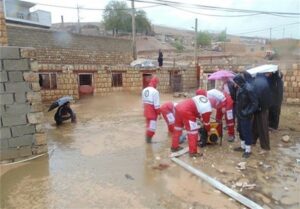 امدادرسانی هلال‌احمر به روستای سیل‌زده الیگودرز؛ ۱۵ واحد مسکونی دچار خسارت شد