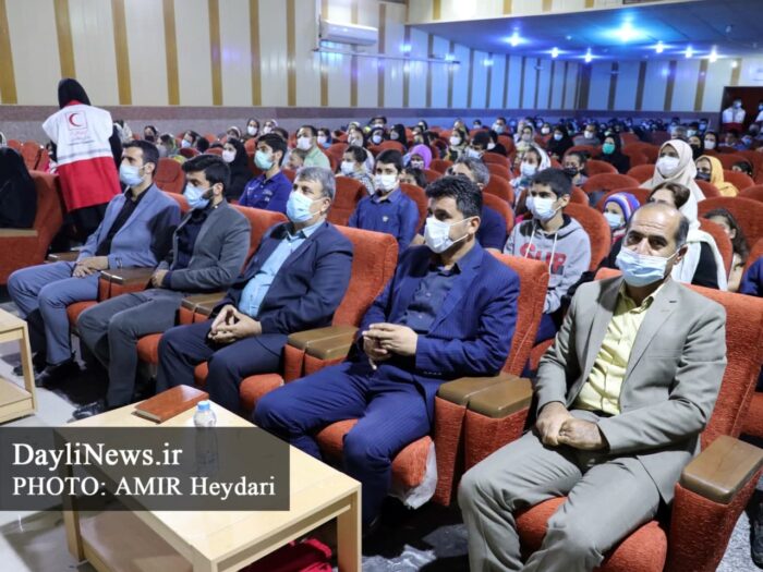 از پرستاران داوطلب جمعیت هلال احمر مسجدسلیمان تقدیر شد