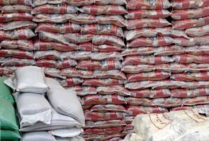 توزیع برنج دولتی طرح تنظیم بازار در شهرستان مسجدسلیمان