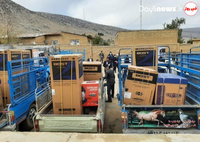 ۵۰ سری جهیزیه به نوعروسان بخش سوسن اهدا شد