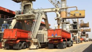 تخلیه و بارگیری ۱۵ میلیون تن کالا در بندر امام