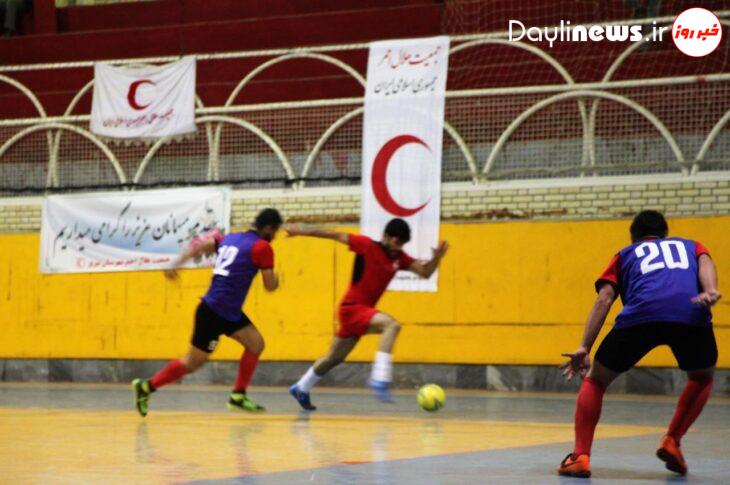 بازی دوستانه (فوتبال) بین هنرمندان تبریز و هلال احمر تبریز
