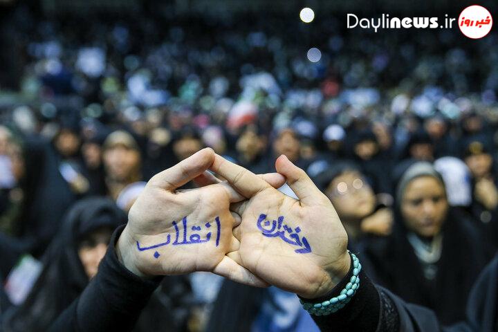 گردهمایی دختران انقلاب ۱۰ آذر در ورزشگاه شیرودی برگزار می‌شود