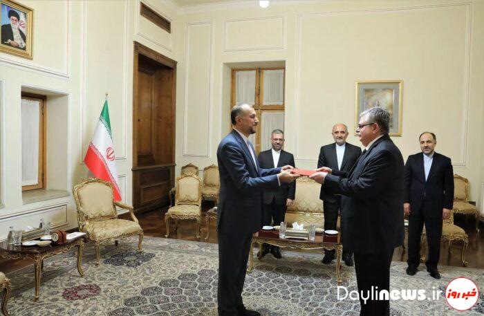 New Russian envoy submits credentials to Iran FM