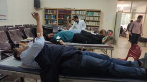 اهدای  ۹۳ واحد خون سالم توسط اهالی خونگرم و داوطلبان جمعیت هلال احمر هریس