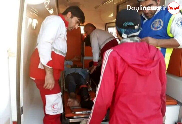 نجات ۲ گردشگر در ارتفاعات «آب تاف» پلدختر