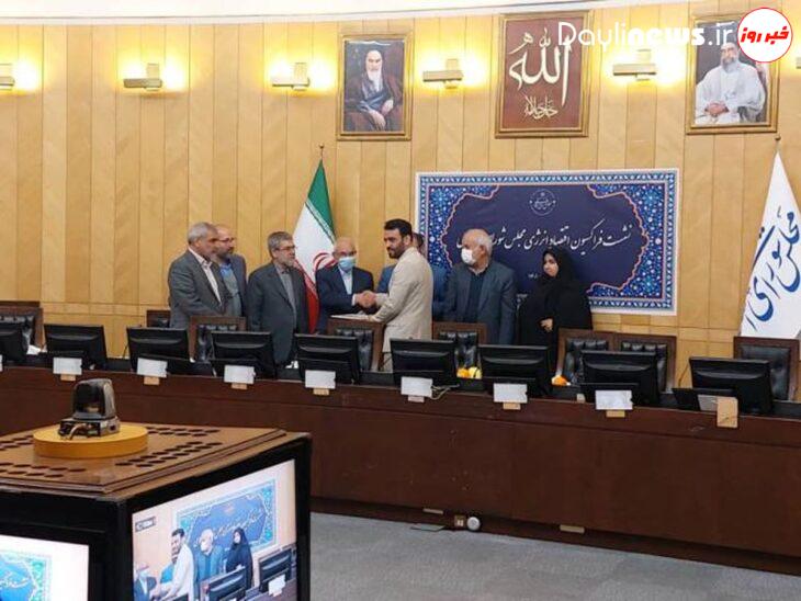 معارفه «محمد خطیب» به‌ عنوان رئیس دبیرخانه فراکسیون اقتصادِ انرژی مجلس