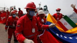 ایران ۲ نفتکش دیگر برای ونزوئلا می‌سازد