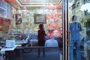سکوت سنگین در بازار مسکن تهران/ خریداران افت دلار را بهانه کردند