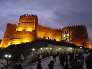 ظرفیت ٩٠ درصد مراکز اقامتی لرستان تکمیل ‌شد/ قلعه فلک‌الافلاک پر بازدیدترین جاذبه استان