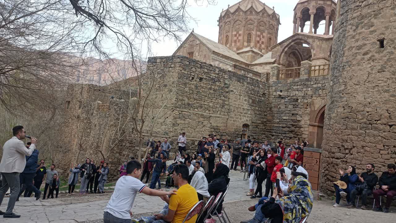 بازدید بیش از ۳۸۸هزار موردی از جاذبه‌های گردشگری، تاریخی و فرهنگی آذربایجان شرقی در تعطیلات عید فطر