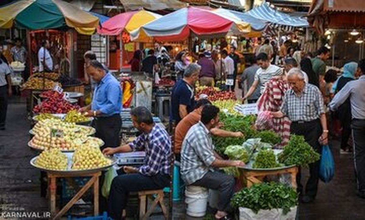 گرانی میوه های داخلی با وجود جایگاه برتر ایران در تولید/ سودجویی دلالان در ‌نبود نظارت‌ بر میادین مرکزی‌ تره بار