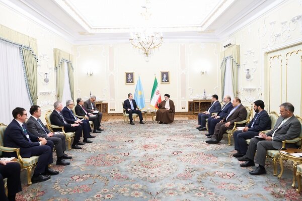 Iran, Kazakhstan need to further expand economic ties