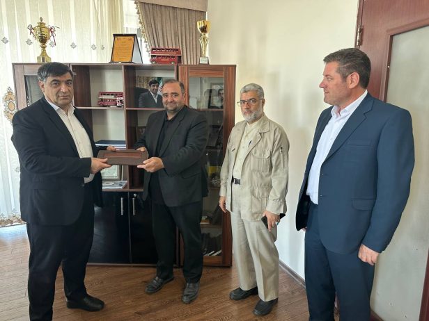 تودیع و معارفه معاون اجرایی و مدیر فرهنگی سازمان پایانه های شهرداری تبریز