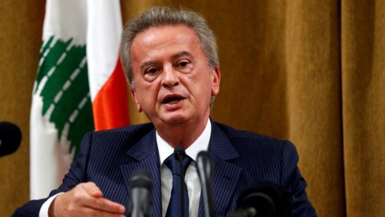 اشپیگل: رئیس بانک مرکزی لبنان پست خود را رها کرد