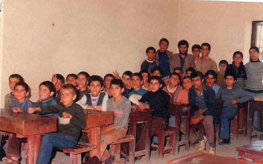 وزیر آموزش و پرورش وقت: سال آینده مدرسه ملی نخواهیم داشت/ هیچ دانش آموز ایرانی نباید در مدرسه بین المللی تحصیل کند/ عکس