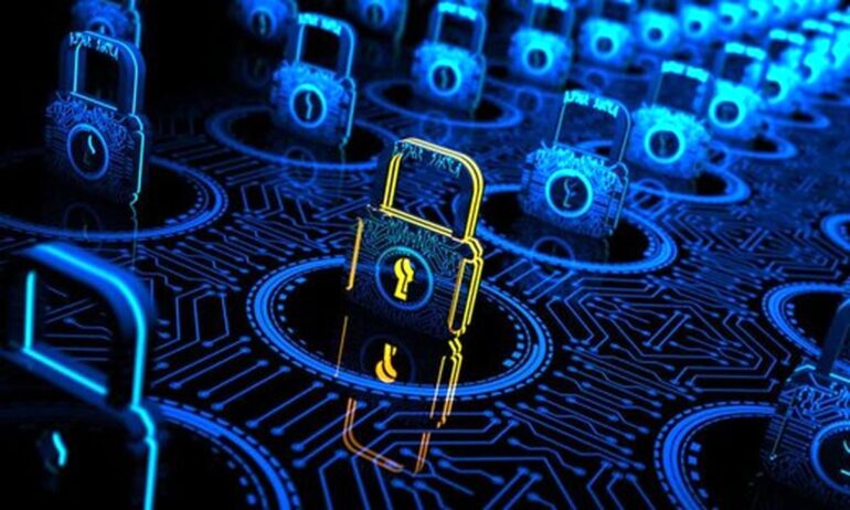 گردش مالی فیلترینگ ۴۰ تا ۵۰ هزار میلیارد تومان است/ نباید با لج بازی فیلترینگ را ادامه دهیم