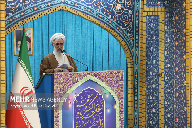 Senior cleric hails achievements women made since revolution