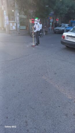 اقدام پسندیده مامور راهنمایی رانندگی