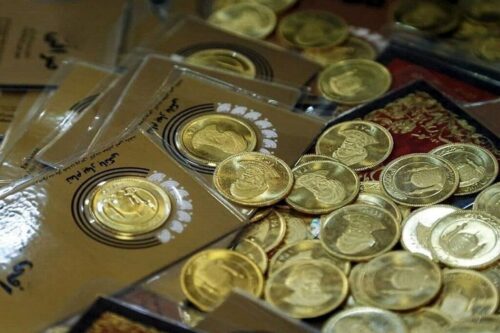 ثبات قیمت در بازار سکه/ قیمت طلا کاهش یافت