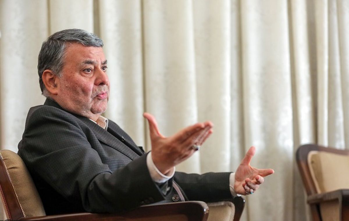 سید محمد صدر: به ظریف گفتم حسادت یک مشکل ریشهای در میان مسوولان ما است/ شخصا به رئیسی گفتم مشکلات اقتصادی ناشی از حلنشدن برجام برعهده شما است