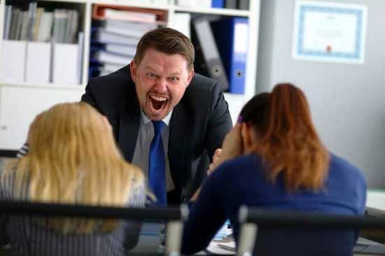 عادات بد و نقاط ضعف متولدین ماه‌های مختلف