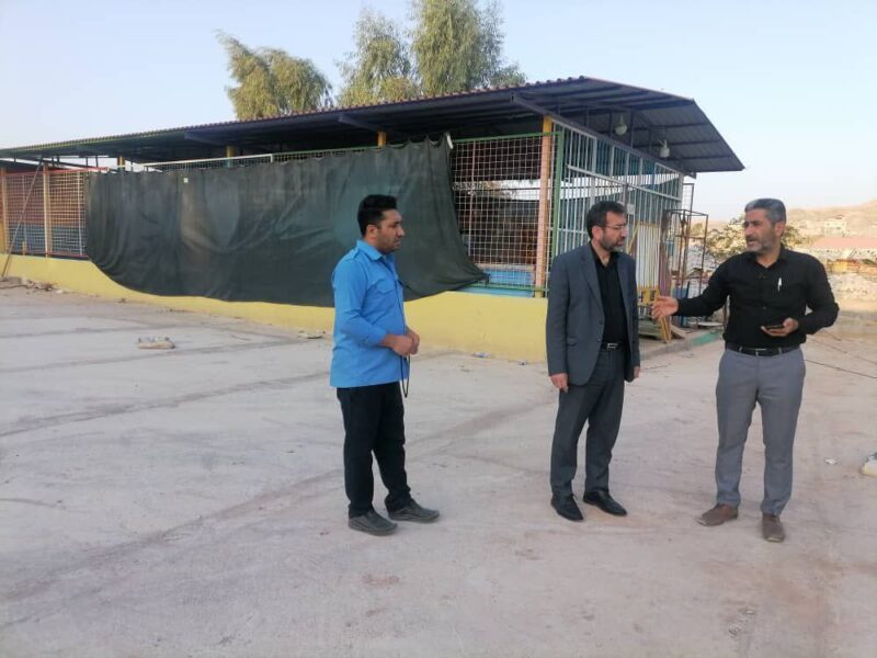 ورود فرماندار مسجدسلیمان برای بررسی دلایل تاخیر در روند بهسازی شهربازی پارک گل نرگس