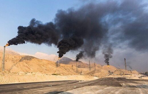 مطالبه نکردن عوارض آلایندگی صنایع خیانت بزرگی در حق مردم استان بوشهر است