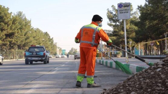 سارق حرفه ای با پوشش پاکبانی در میانه دستگیر شد