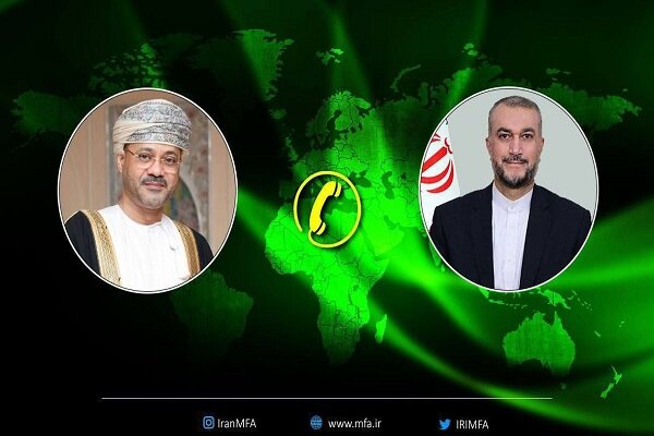 Iran, Oman FMs confer on ties, region, intl. issues by phone