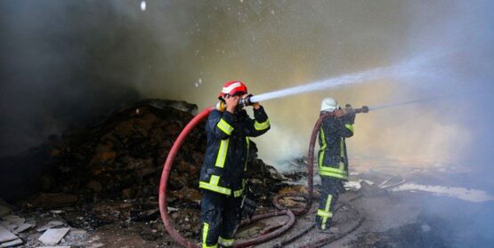 آتش‌سوزی در «پترو پالایش گهر» مهار شد / نیروهای آتش‌نشانی آماده‌باش هستند