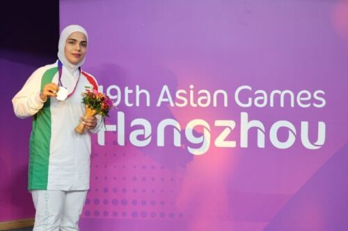 بانوی کوراش کار لرستانی به مدال نقره بازی های آسیایی دست یافت