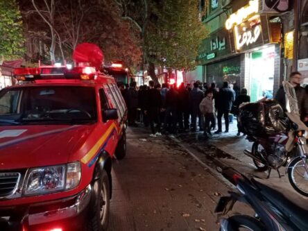 آتش سوزی فروشگاه پوشاک در تربیت تبریز مهار شد